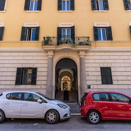 Rhome Colosseum Apartamento *